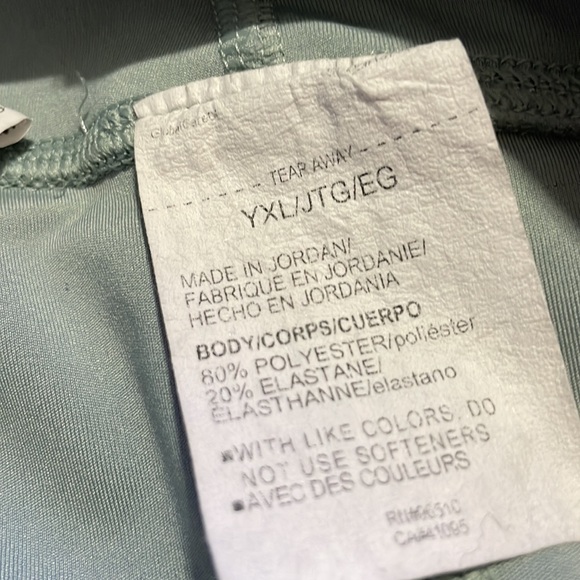 Under Armour Fitted Athletic Shorts - Picture 6 of 10